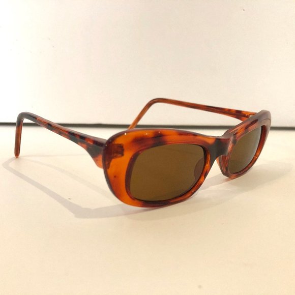 SMALL FRAMED TORTOISE SHELL SUNGLASSES - Picture 2 of 4